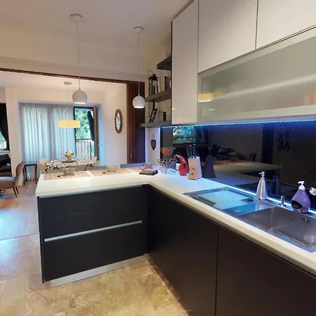 Apartment 17 Ljubav Place Split