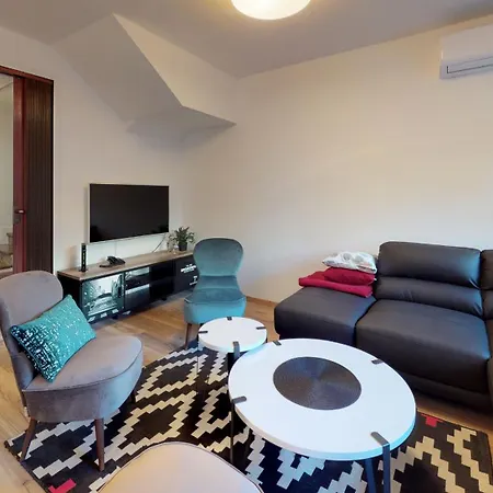 17 Ljubav Place *